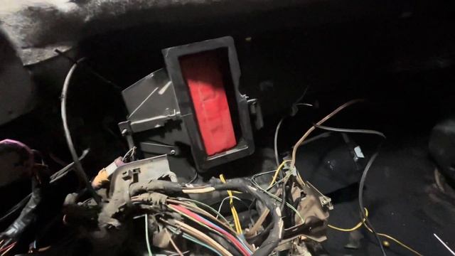 Замена радиатора отопителя печки Ауди 80б3 или б4 своим? смотреть онлайн