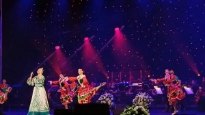 Певица Марина Девятова - Кадриль. Торжественный конце?