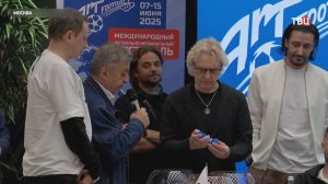 Команды из 20 стран примут участие в международном фестивале "Арт-футбол" в Москве / События на ТВЦ
