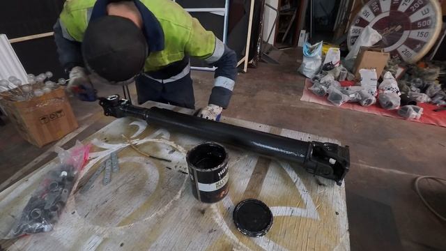 И снова Elf! Замена сальников смотреть онлайн