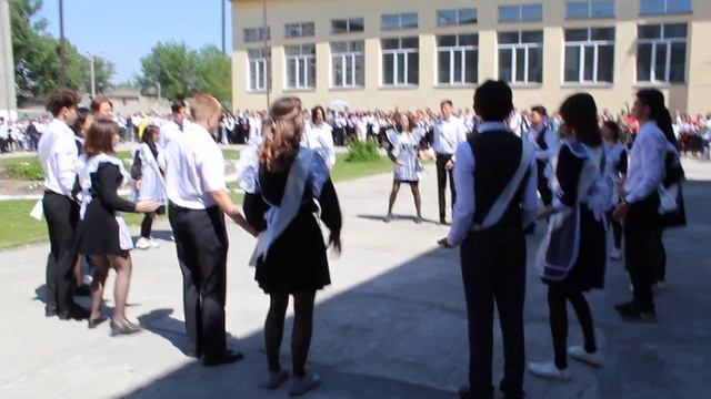 Танец выпускников