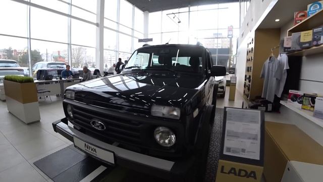 Лада. Апрель.. Людей в салонах всё меньше! смотреть онлайн