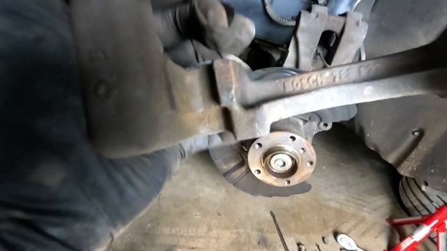 Смяна на предни дискове и накладки BMW Х3 F25 смотреть онлайн