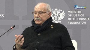 Михалков в ярости: 'Упрощение герба — удар по вере и истории! Это не обои менять!'"