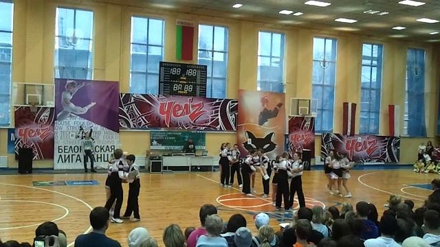 Черлидинг BlackFox взрослые смотреть онлайн