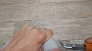 Установка микролифта в потолочную ручку Skoda Rapid 2G.