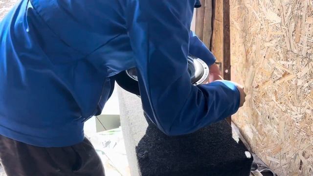 ОБЗОР НА САБВУФЕР AMP MASS 300 12D2 V2! МОЩНАЯ НОВИНКА! смотреть онлайн