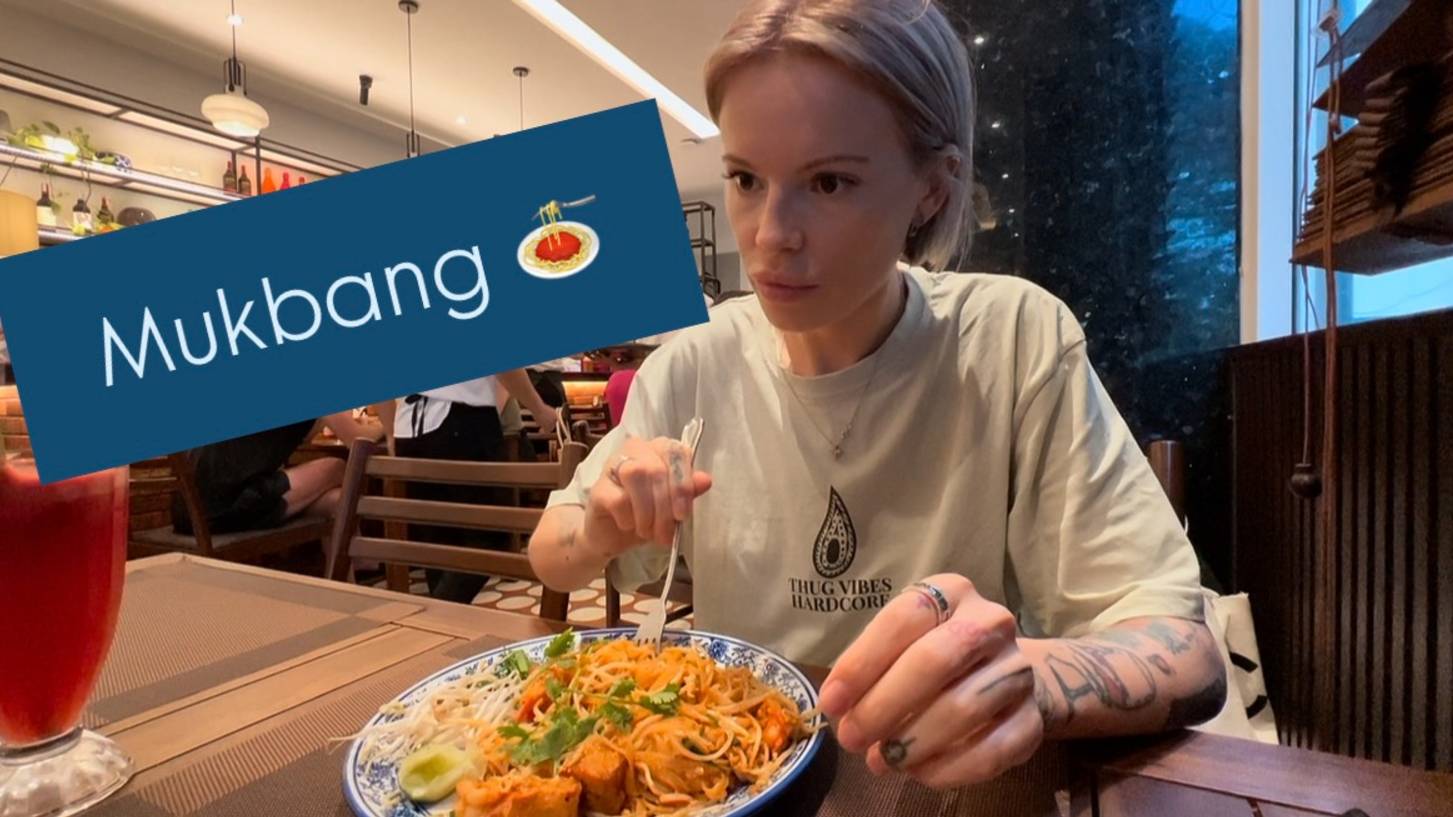 В поисках еды во Вьетнаме 🍜 Кафе Tuans в Нячанге цены, блюда и обслуживание Самый вкусный ПадТай
