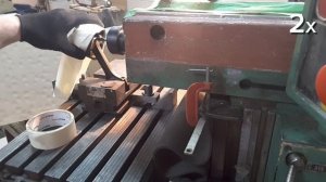 Снимаем поршень с шатуна. TOS FN-32.