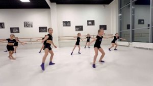 Открытый урок по основам Джаз танца. Дети 7-8 лет. Театр