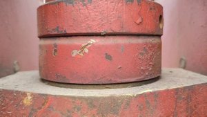 Смазка и обслуживание крюковой подвески на автокране