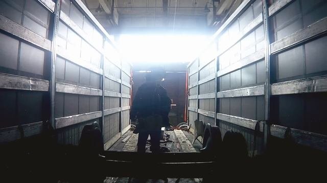 КОЛЕСО ПОСТОЯННО СПУСКАЕТ, НУЖНО МНЕ В ШИНОМОНТАЖ