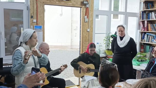 Песня исполненная Ольгой Бровкиной, регентом нашего храма смотреть онлайн