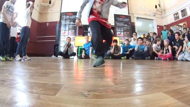 FireFeddy(Power of Style)vs NoyziBoy(Power of Style)2 круг смотреть онлайн