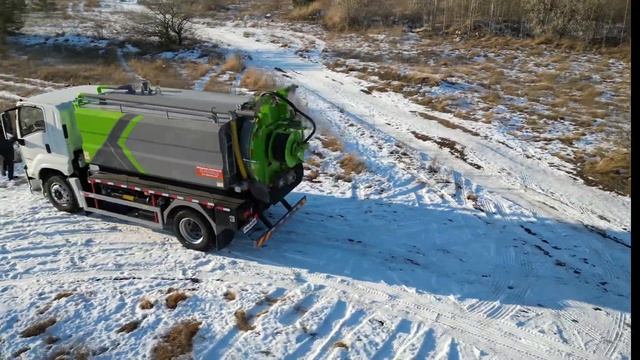 Обзор комбинированного илососа ISUZU GIGA СпецТехКарр смотреть онлайн