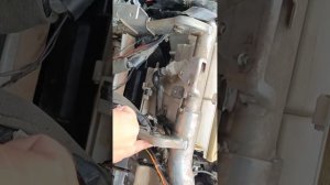 Замена радиатора печки Ниссан Либерти