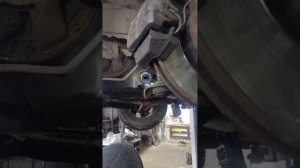 Мазда трибьют  3.0 Замена  втулки  на АКПП.