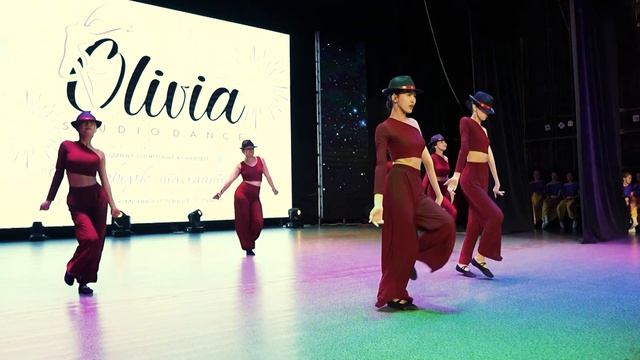 студия современного танца Оливия Группа Кураж Танец "? смотреть онлайн