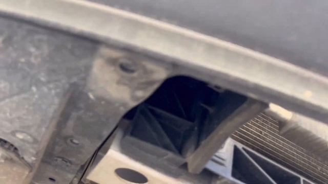 Infiniti g25 g35 g37 how to removal front bumper как снять передний бампер смотреть онлайн