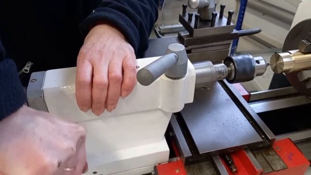 Виготовлення деталі втулка. Майстер-клас смотреть онлайн