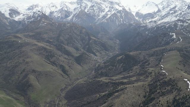 Долина Сайрам-Су! Обзор с Дрона! Вылет на Сарыайгыр! Шы? смотреть онлайн