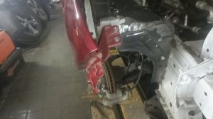 Nissan LEAF. Сварка подкрылка.  Ставим крыло