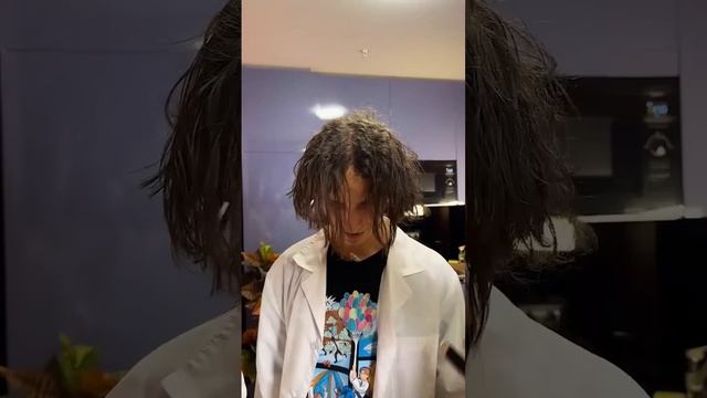 Слив видео "Руслан с выправлеными волосами" из ТГ кана? смотреть онлайн