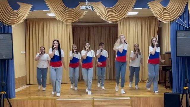 Вперёд  Россия. ВС Вернисаж