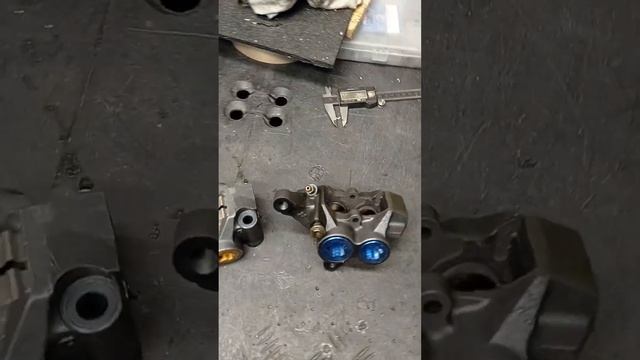 Не дорогой и доступный "Тюнинг" переднего суппорта смотреть онлайн