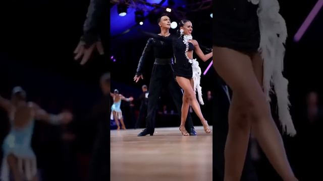 наши Аня и Ростик ❤🔥🌹😍 смотреть онлайн