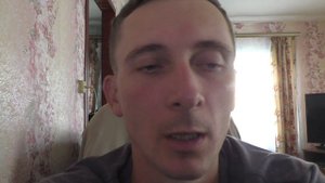 Почему на экране телефона появились полосы?
