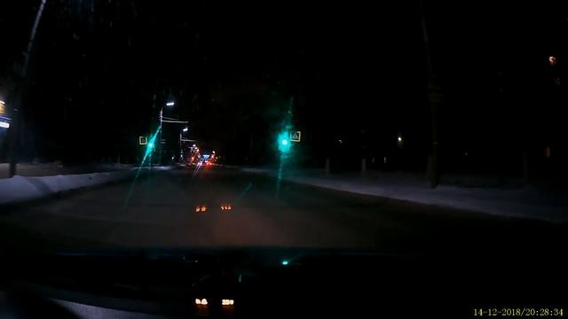 Видеорегистратор Navitel R200. Ночная съемка смотреть онлайн