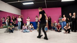 #kizomba #urbankiz #кизомба #танцы Ela Parte as Costelas (feat. Joe)-Djluanda