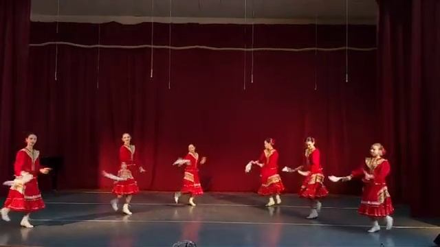 Народный танец Казачья залихватская Хорошки 10 13 лет смотреть онлайн