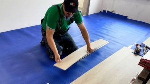 Укладка кварцвинила AquaFloor #кварцвиниловаяплитка #ремо