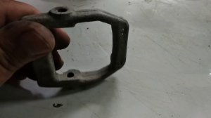 Нива Шевроле устранение стука передних суппортов и ко