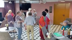 Белые крылья любви,  поёт Ася Идрисова.