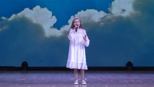 Рыбакова Елизавета "Взмахни крылами Русь" смотреть онлайн