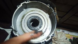 обслуживание автомобильной лебёдки.