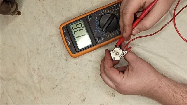 Как НЕ надо измерять сопротивление моторчика регулят? смотреть онлайн