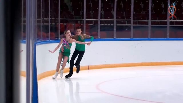 Марьяна Смирнова & Ярослав Горшков СШОР 20210502 Ice Nevsky 1S FS смотреть онлайн