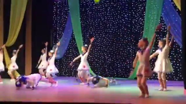 Танец морячек