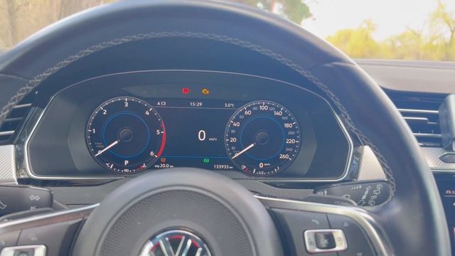 Passat B8 на максималках. Ну почти. Обзор функций смотреть онлайн