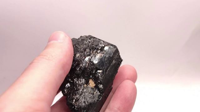 Чёрный Турмалин «Шерл», 114 г. Намибия