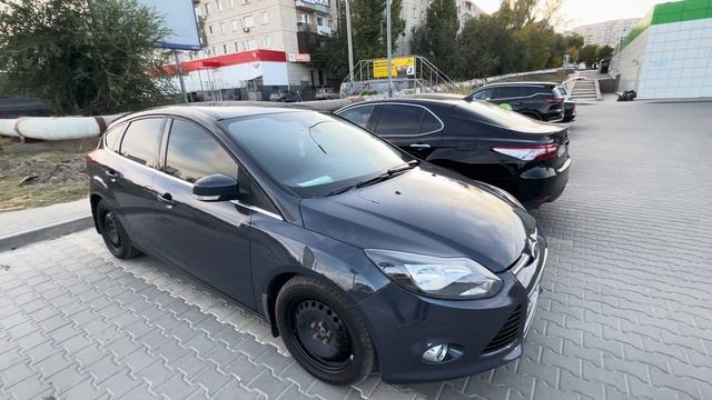 Купил Форд Фокус 3 в 22 года... Обзор мол такой небольшой смотреть онлайн