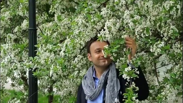 "Где-то на краю сердца" - Владислав Косарев из т/с "Вокально-криминальный ансамбль" 11 серия