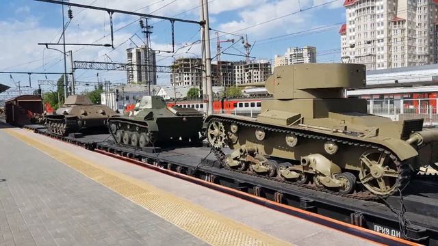 Волгоградцы встретили ретро-поезд "Воинский эшелон" смотреть онлайн