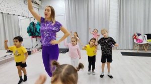 Танец для малышей на 23 февраля "Россия ВПЕРЕД", Газмано