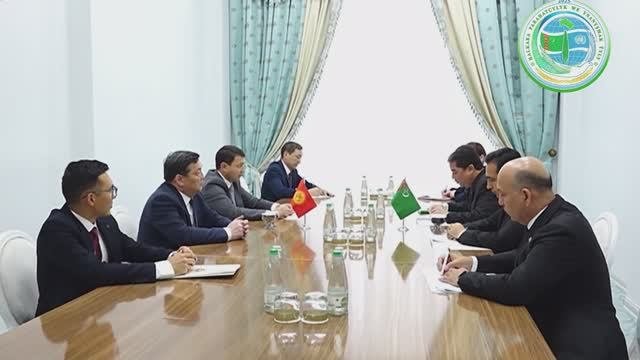 В Туркменистан прибыла кыргызская делегация