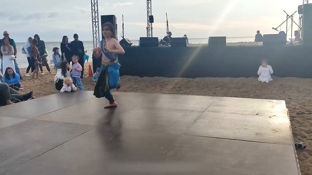 индийский танец бхаратанатьям для начинающих, Петерб? смотреть онлайн